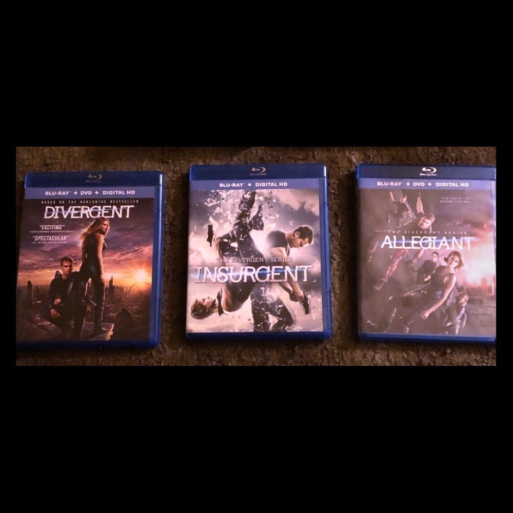 Divergent & Insurgent Blu-Ray Bundle :)